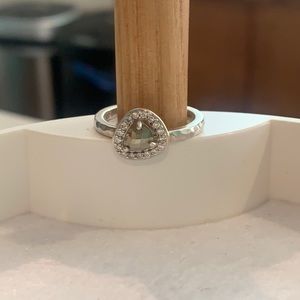 REPOSH Sterling Silver Hematite CZ “Jubilee” Ring